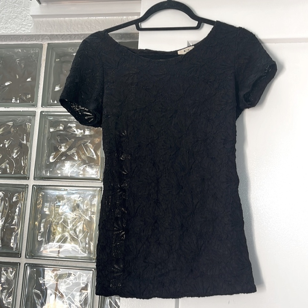 PINS and needles large black lace short sleeve backless shirt
